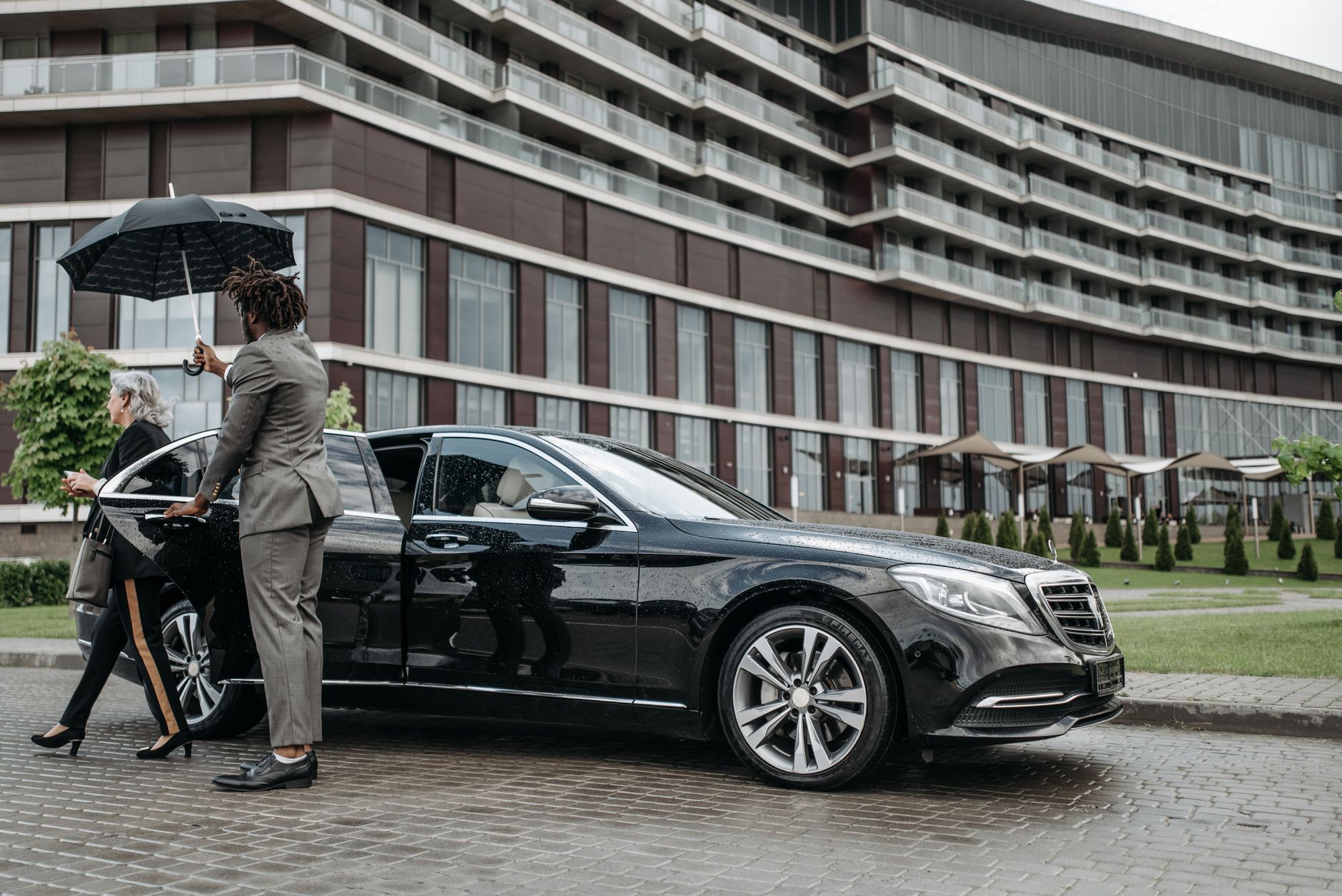 Chauffeur privé équipe à Saint-Denis